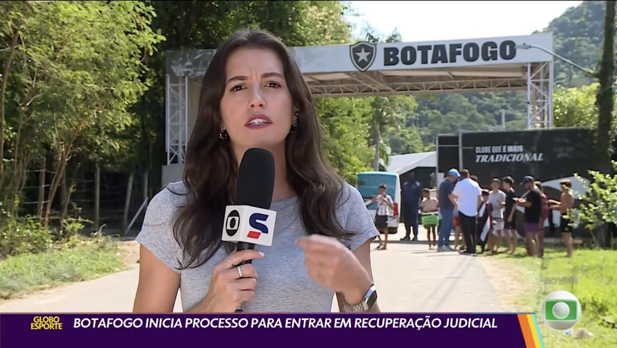 John Textor, do Botafogo, no CT Lonier