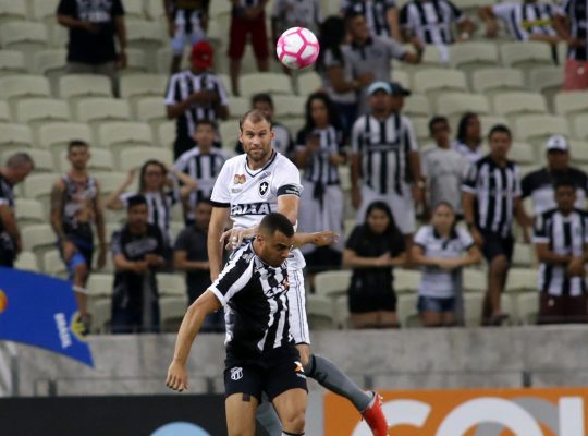 FICOU NO LUCRO: BOTAFOGO SEGURA O CEARÁ E MANTÉM DISTÂNCIA PARA O Z-4 FICOU NO LUCRO: BOTAFOGO SEGURA O CEARÁ E MANTÉM DISTÂNCIA PARA O Z-4