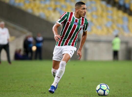 Botafogo tem interesse em Gilberto, mas por ética não vai forçar saída do Fluminense Botafogo tem interesse em Gilberto, mas por ética não vai forçar saída do Fluminense