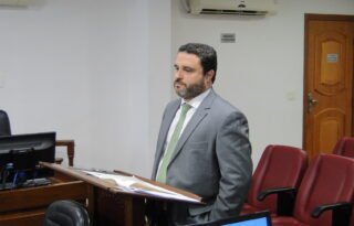 Advogado do Botafogo é citado em investigação sobre Witzel; ele nega envolvimento