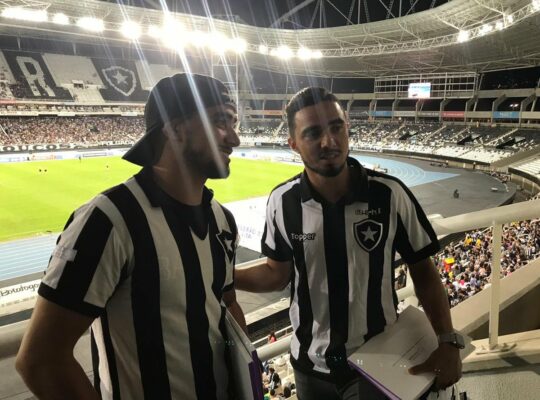 Rotenberg entra em contato com irmãos Rafael e Fábio e formaliza interesse do Botafogo: ‘Queremos vocês’ Rotenberg entra em contato com irmãos Rafael e Fábio e formaliza interesse do Botafogo: ‘Queremos vocês’