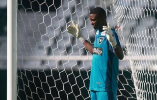 Promessa do Botafogo, Andrew é anunciado pelo Maranhão junto com herói do Palmeiras
