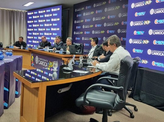 Rádio: Rede Globo não pagará cotas de TV restantes dos campeonatos estaduais Rádio: Rede Globo não pagará cotas de TV restantes dos campeonatos estaduais