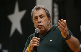 Botafogo: Montenegro vê curva ‘começando a achatar’ e crê em volta do futebol no fim de junho ou início de julho