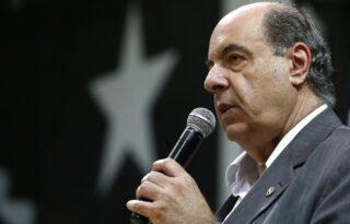 Botafogo não prevê novas demissões, mas suspende contratos de fornecedores e estuda acionar MP 936