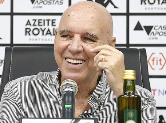‘Se um campeão do mundo já é bom. Imagina dois’, diz Espinosa sobre Autuori no Botafogo ‘Se um campeão do mundo já é bom. Imagina dois’, diz Espinosa sobre Autuori no Botafogo