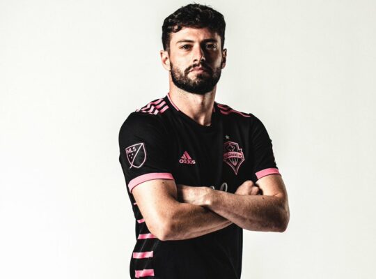 João Paulo conta rotina nos EUA na pandemia e fala da relação com a torcida do Botafogo: ‘O carinho é recíproco’ João Paulo conta rotina nos EUA na pandemia e fala da relação com a torcida do Botafogo: ‘O carinho é recíproco’