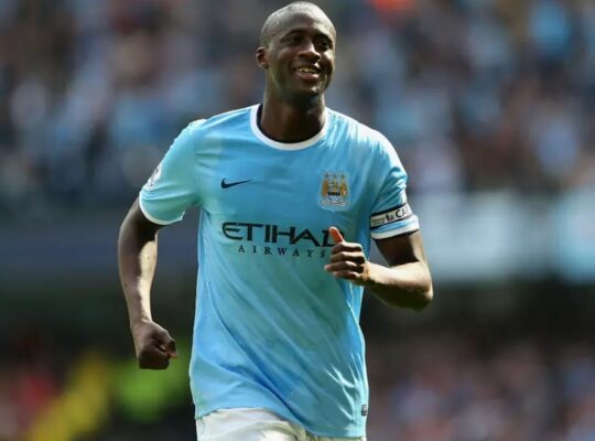 Assina, Yaya! Botafoguenses dão última cartada e criam campanha para contratação de Touré Assina, Yaya! Botafoguenses dão última cartada e criam campanha para contratação de Touré