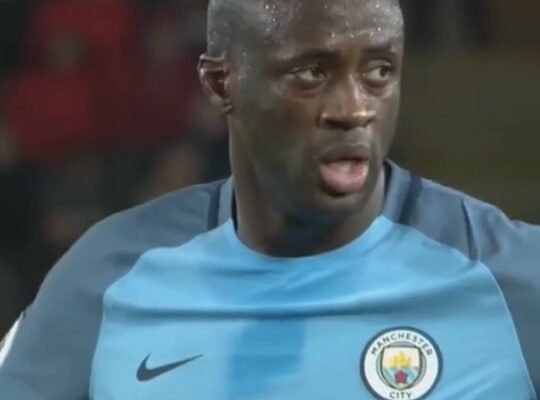 Alívio, revolta e trauma: Botafogo muda planos após polêmica com Yaya Touré Alívio, revolta e trauma: Botafogo muda planos após polêmica com Yaya Touré