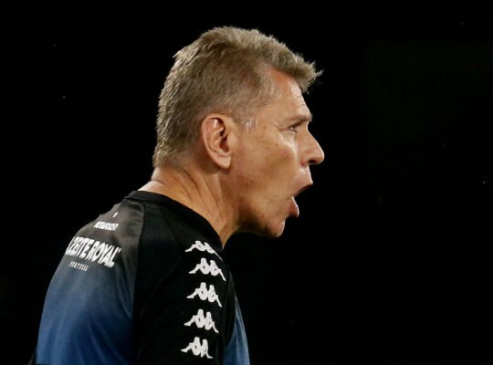 Autuori cobra posição dos técnicos sobre volta ao futebol e fala de Botafogo S.A, Honda e Luis Henrique Autuori cobra posição dos técnicos sobre volta ao futebol e fala de Botafogo S.A, Honda e Luis Henrique