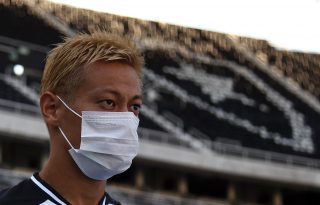 Honda, do Botafogo, sobre números do novo coronavírus: ‘O que está acontecendo?’