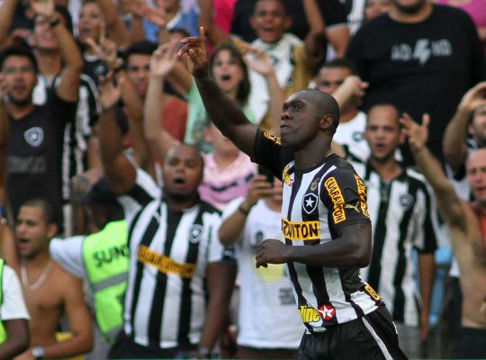 Quarentena Alvinegra: Seedorf fez seu último gol com a camisa do Botafogo Quarentena Alvinegra: Seedorf fez seu último gol com a camisa do Botafogo
