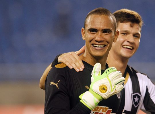 Esse dia foi fogo! Renan relembra gol de pênalti pelo Botafogo em cima de Cavalieri: ‘Bicuda para dentro’ Esse dia foi fogo! Renan relembra gol de pênalti pelo Botafogo em cima de Cavalieri: ‘Bicuda para dentro’