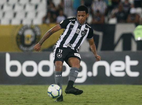 Botafogo se aproxima de vender Bochecha para o Juventude e manter 50% dos direitos econômicos Botafogo se aproxima de vender Bochecha para o Juventude e manter 50% dos direitos econômicos