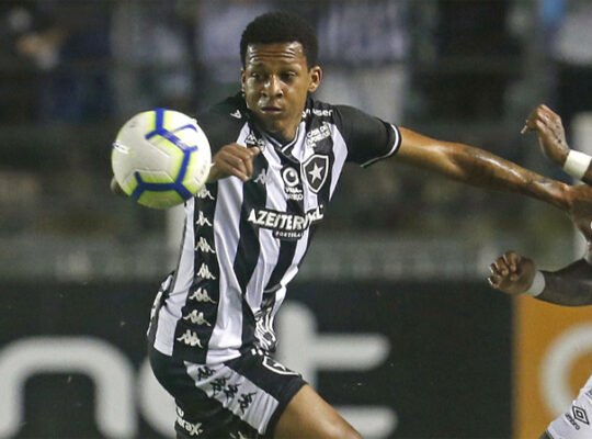 Juventude faz proposta por Gustavo Bochecha, do Botafogo Juventude faz proposta por Gustavo Bochecha, do Botafogo