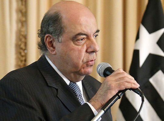 Mufarrej agradece aos torcedores do Botafogo por campanha em prol dos funcionários: ‘Reforça a grandeza da instituição’ Mufarrej agradece aos torcedores do Botafogo por campanha em prol dos funcionários: ‘Reforça a grandeza da instituição’