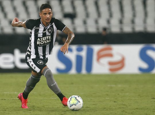 Luiz Otávio aposta em trunfo de ter sido lançado por Autuori no futebol para ter mais chances no Botafogo Luiz Otávio aposta em trunfo de ter sido lançado por Autuori no futebol para ter mais chances no Botafogo