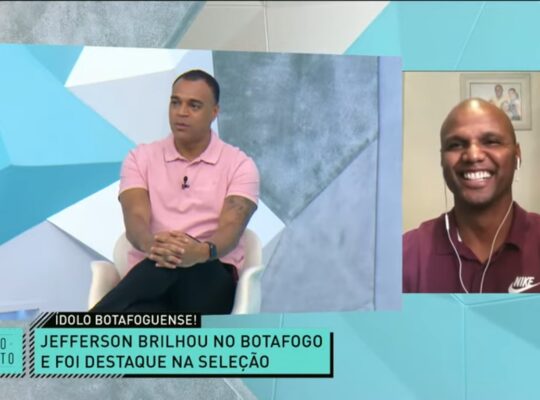 Denilson volta a dizer que Botafogo querer Robben é ‘irresponsabilidade’ e faz pergunta a Jefferson Denilson volta a dizer que Botafogo querer Robben é ‘irresponsabilidade’ e faz pergunta a Jefferson