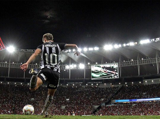 MP do Rio recomenda que prefeitura e Ferj suspendam volta do Campeonato Carioca MP do Rio recomenda que prefeitura e Ferj suspendam volta do Campeonato Carioca