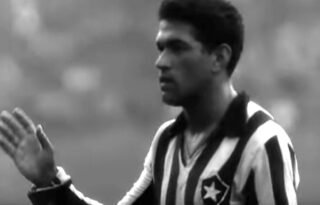 Garrincha é eleito o maior ídolo da história do Botafogo: ‘Que ninguém se esqueça dele’