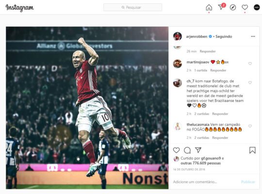 Torcida do Botafogo invade redes sociais de Robben e se arrisca até no idioma holandês Torcida do Botafogo invade redes sociais de Robben e se arrisca até no idioma holandês