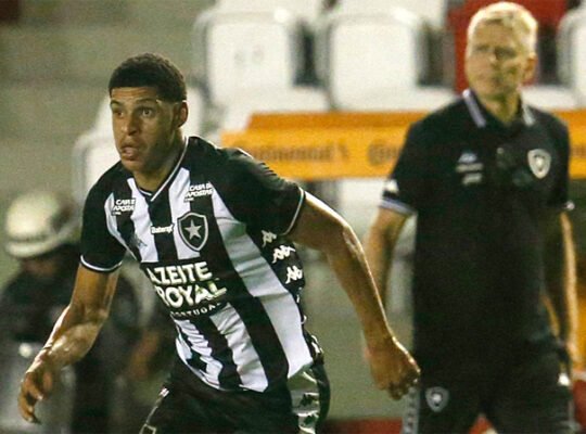 Botafogo confirma interesse de agente de Cristiano Ronaldo em Luis Henrique Botafogo confirma interesse de agente de Cristiano Ronaldo em Luis Henrique