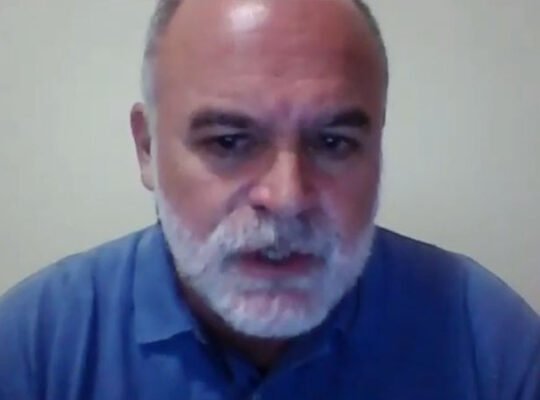 Mauricio Assumpção fala sobre brigas na Justiça e diz que provará à torcida do Botafogo sua inocência Mauricio Assumpção fala sobre brigas na Justiça e diz que provará à torcida do Botafogo sua inocência