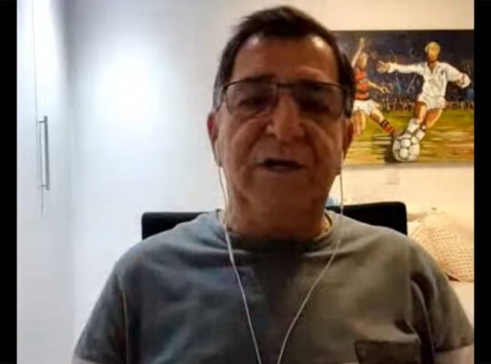 René Simões sente-se campeão brasileiro pelo Botafogo e até hoje não entende por que foi demitido René Simões sente-se campeão brasileiro pelo Botafogo e até hoje não entende por que foi demitido
