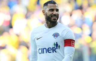 Ricardo Quaresma é oferecido ao Botafogo e mais dois clubes, mas alta do euro atrapalha