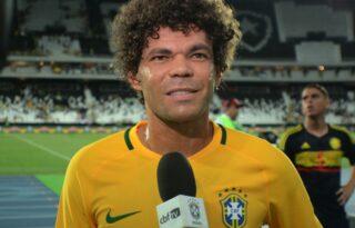 Camilo relembra amistoso pela Seleção Brasileira: ‘Torcida do Botafogo que me botou no jogo’