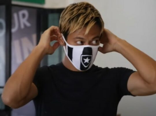 Honda, do Botafogo, questiona volta do Carioca em meio à pandemia: ‘Estou louco para saber, qual é a lógica?’ Honda, do Botafogo, questiona volta do Carioca em meio à pandemia: ‘Estou louco para saber, qual é a lógica?’