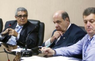 Presidente do Botafogo faz cobrança a Rubens Lopes e classifica pressões por retorno como ‘absurdo’