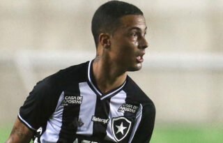 Devolvido pelo Botafogo ao Corinthians, Thiaguinho ainda não entendeu o que aconteceu: ‘Ficou uma coisa sem nexo’