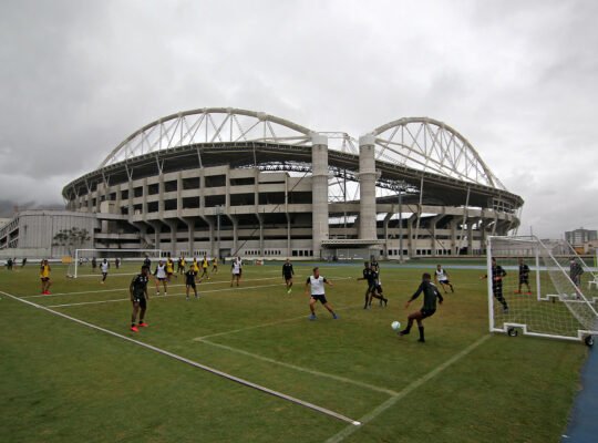 Botafogo planeja dois amistosos nas próximas semanas antes do Campeonato Brasileiro Botafogo planeja dois amistosos nas próximas semanas antes do Campeonato Brasileiro