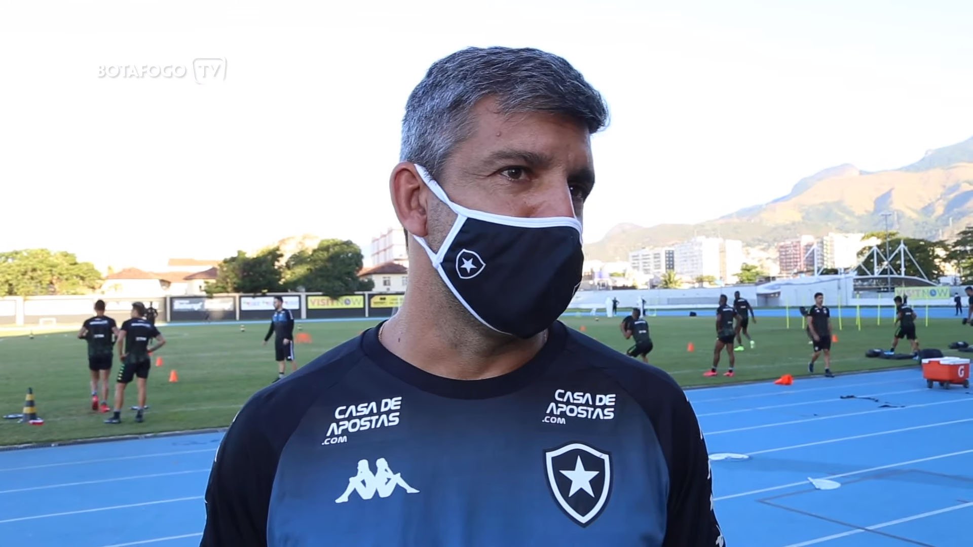 Marcos Soares, técnico do sub-20 do Botafogo, em entrevista à Botafogo TV