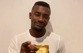 Kalou se diz ansioso para encontrar os torcedores do Botafogo no sábado: ‘Vamos botar fogo!’