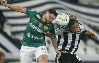 Comentarista vê risco de Botafogo cair ‘se não houver revolução imediata’