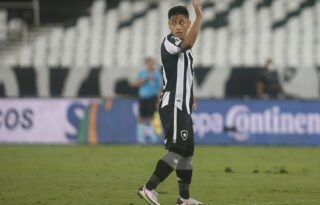 Gerson detona atuação do Botafogo e diz que Babi e Lecaros não podem ser reservas