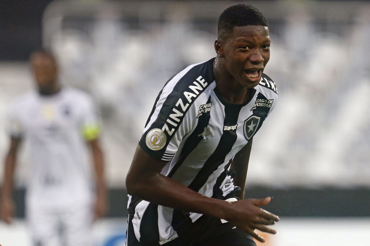 ATUAÇÕES FN: Matheus Babi é o melhor do Botafogo em empate ...