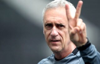 Flavio Tenius será técnico interino do Botafogo contra o Ceará, com Lucio Flavio de auxiliar