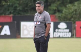 Pressão da torcida faz Botafogo recuar por Alexandre Gallo