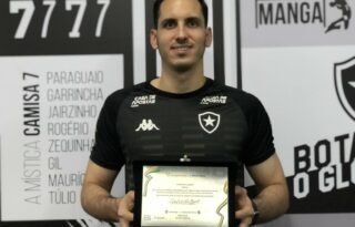 Gatito, do Botafogo, ganha placa de melhor defesa na Copa do Brasil