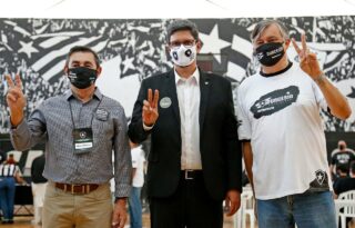 Eleição do Botafogo tem foto de candidatos juntos e clima pacífico; FogãoNET marca presença