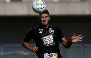 Comentarista: ‘Quem fez essa meta do Pedro Raul no Botafogo fez para pagar’