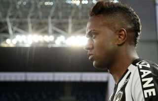 Barroca ‘gira’ Botafogo e aposta em Kelvin na reta final do Brasileiro