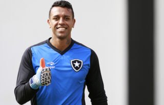 Sidão relembra passagem pelo Botafogo e dá dicas para a disputa da Série B