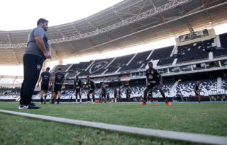 Roby Porto cita descompromisso no Botafogo e cobra nova diretoria: ‘Precisa tomar medidas drásticas’