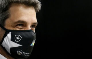 Botafogo deve tirar mais um profissional do Flamengo em reformulação do programa de sócio-torcedor