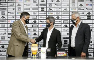 Em meio à crise, Botafogo apresenta novo diretor de futebol e planeja as diretrizes da temporada 2021
