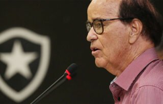Botafogo e Vasco: como montar um elenco competitivo para a Série B? Antônio Lopes dá dicas